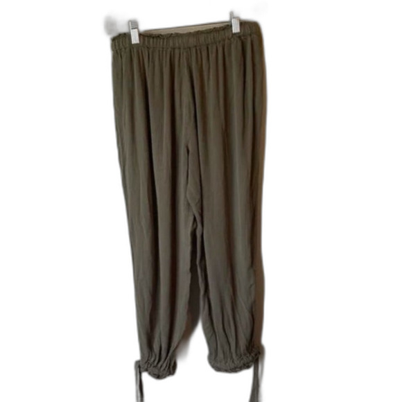 CLOSEOUT SALE MAKE AN OFFER-Lulus Sebastian olive green jogger pants size S - Picture 5 of 7